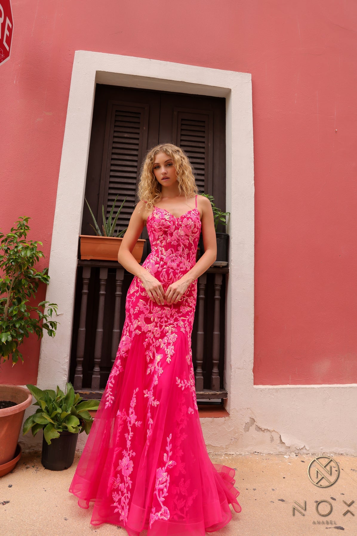 Elegant Embellished Formal Long Special Occasion Gown Detailed NXQ1390