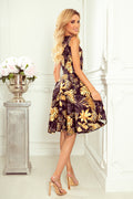 Numoco 114-13 Flared dress - heart-shaped neckline - Golden leaves