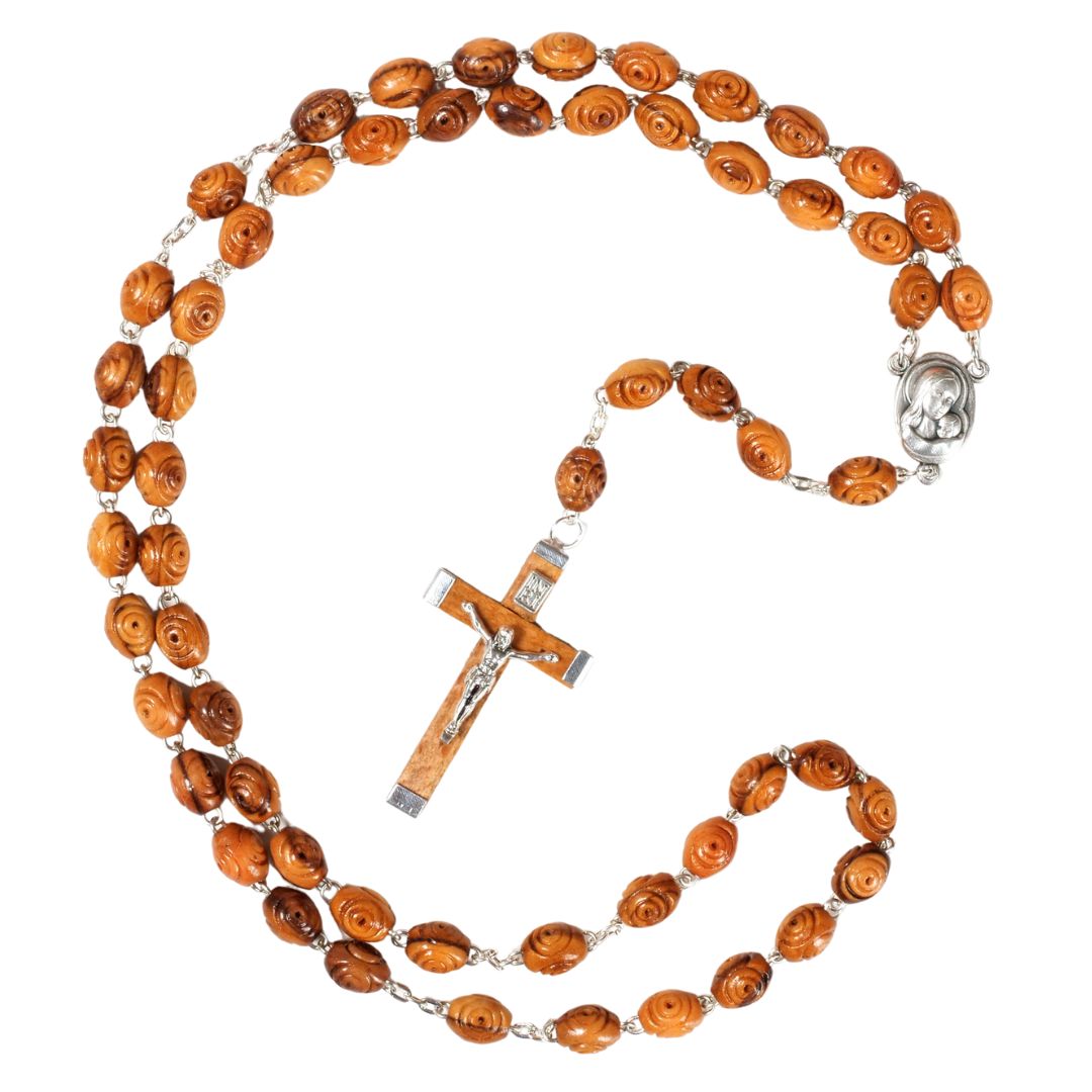 Rosenkranz aus Olivenholz mit dekorierten Perlen (50 cm) | Gebetskette mit Kreuz als Geschenk zur Taufe, Kommunion & Firmung