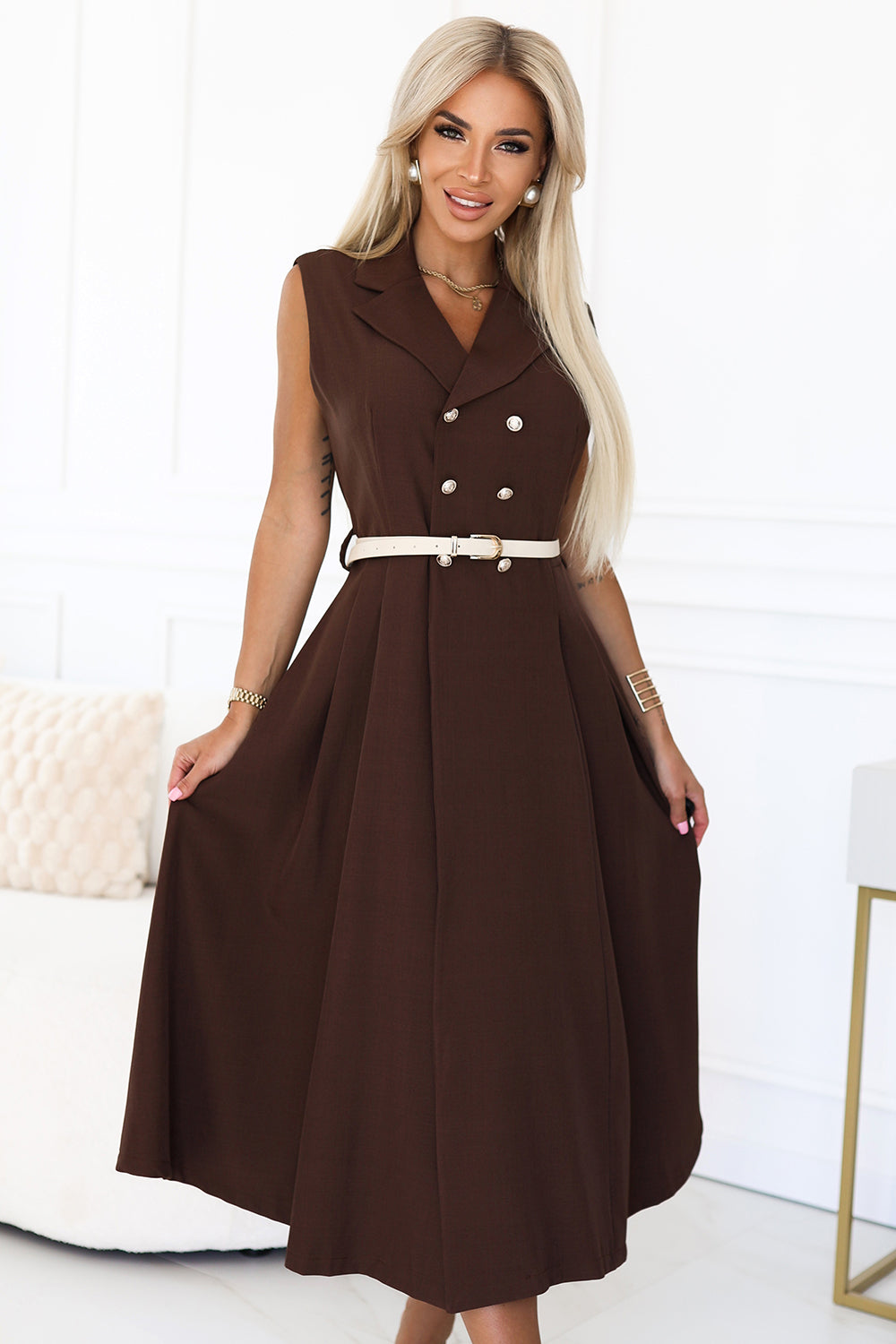 Numoco Basic 596-4 Elegant midi shirt dress with gold buttons and belt - chocolate