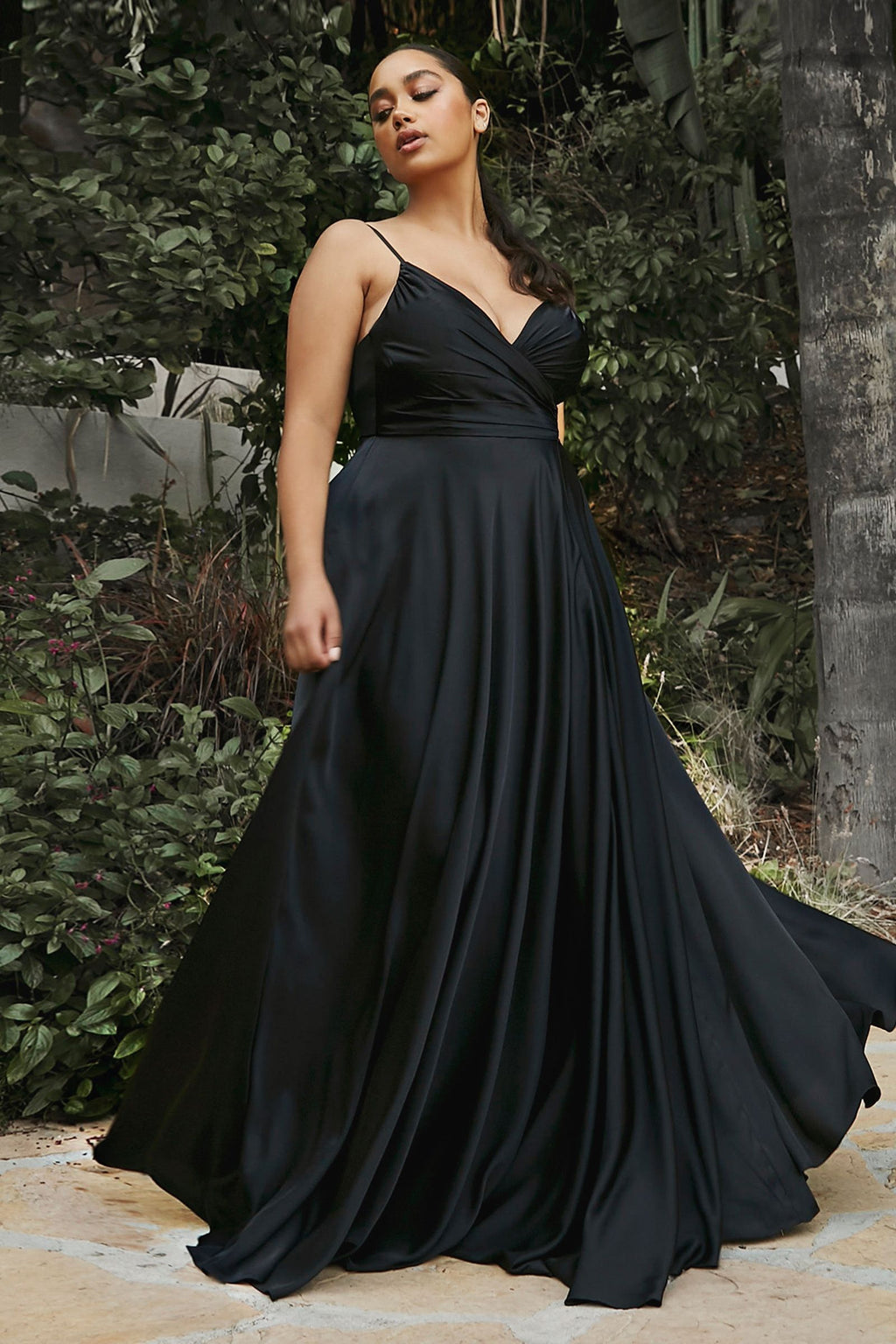 SWEETHEART NECKLINE SOFT SATIN A-LINE CURVY FIT CD7485C