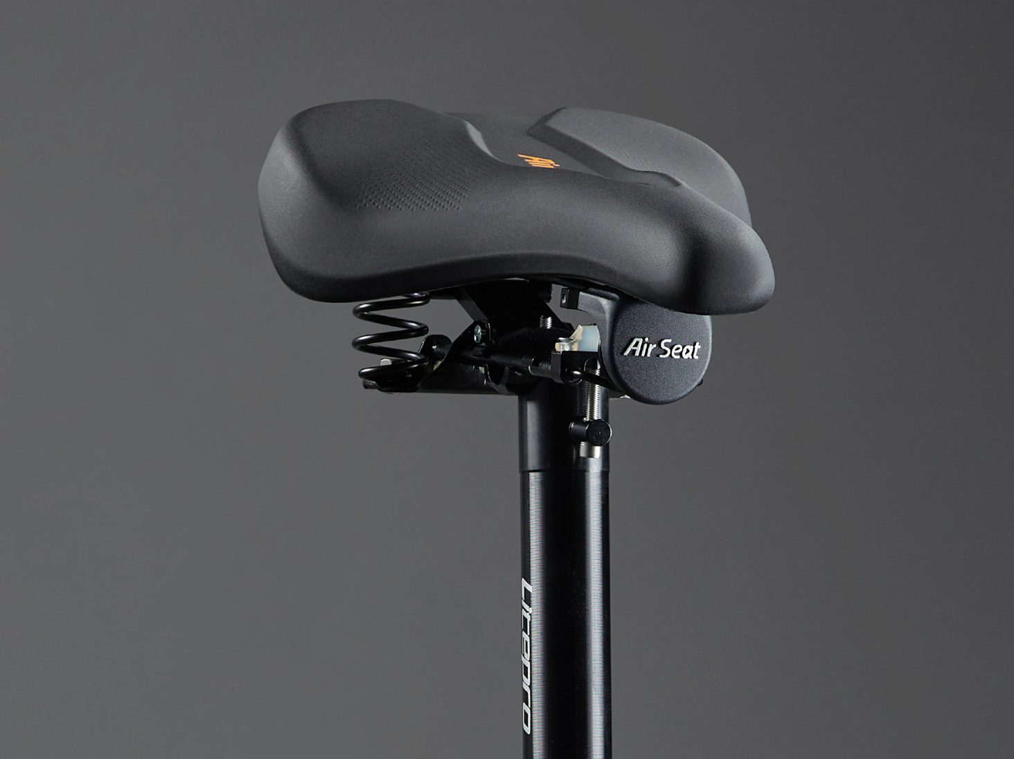 Air Seat 1 AFT Feder-Sattel – Komfortabler breiter Sattel