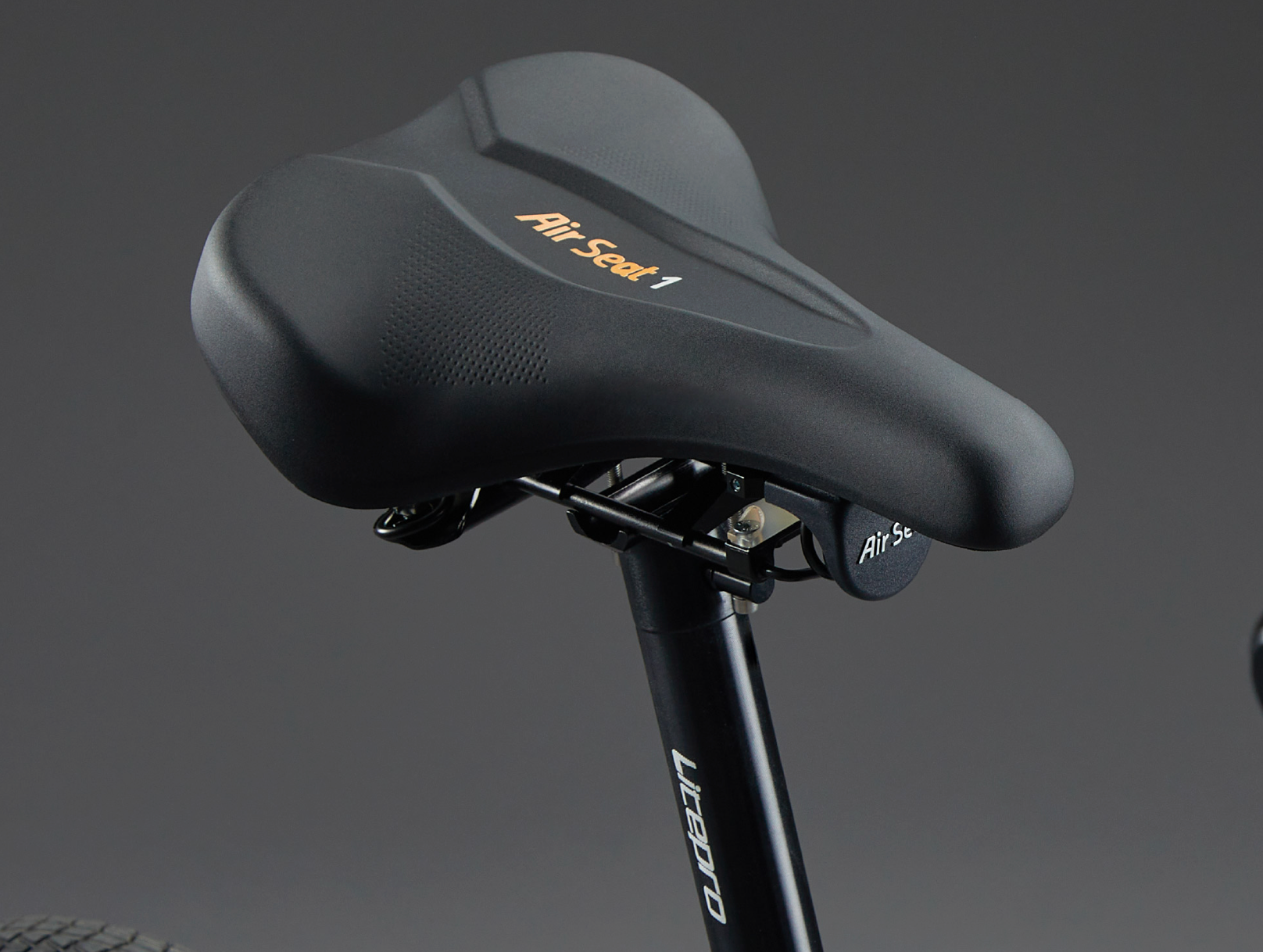 Air Seat 1 AFT Feder-Sattel – Komfortabler breiter Sattel