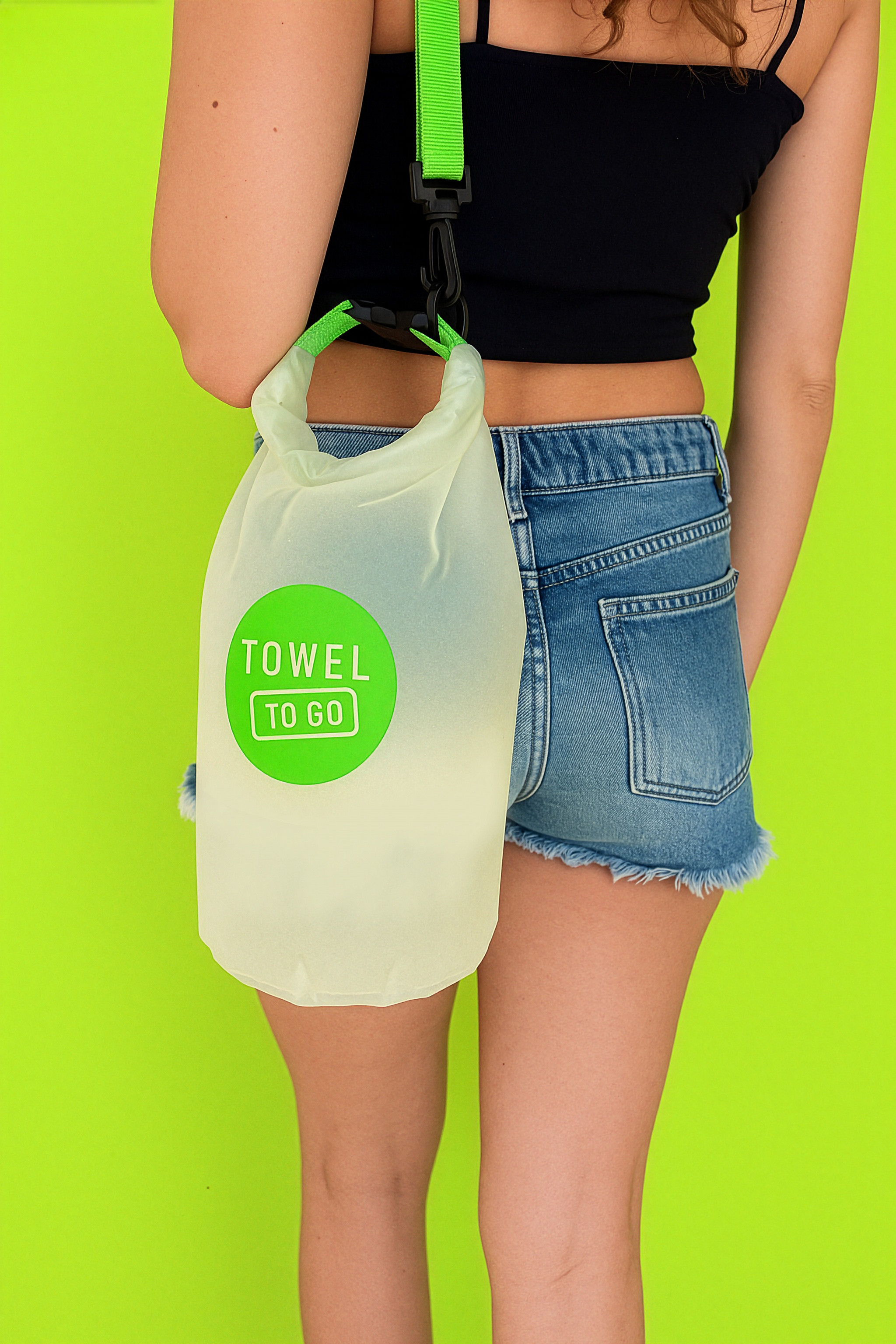 Towel to Go Roll N Go Bag – Waterproof & Transparent Dry Bag, Green (5 Liters)