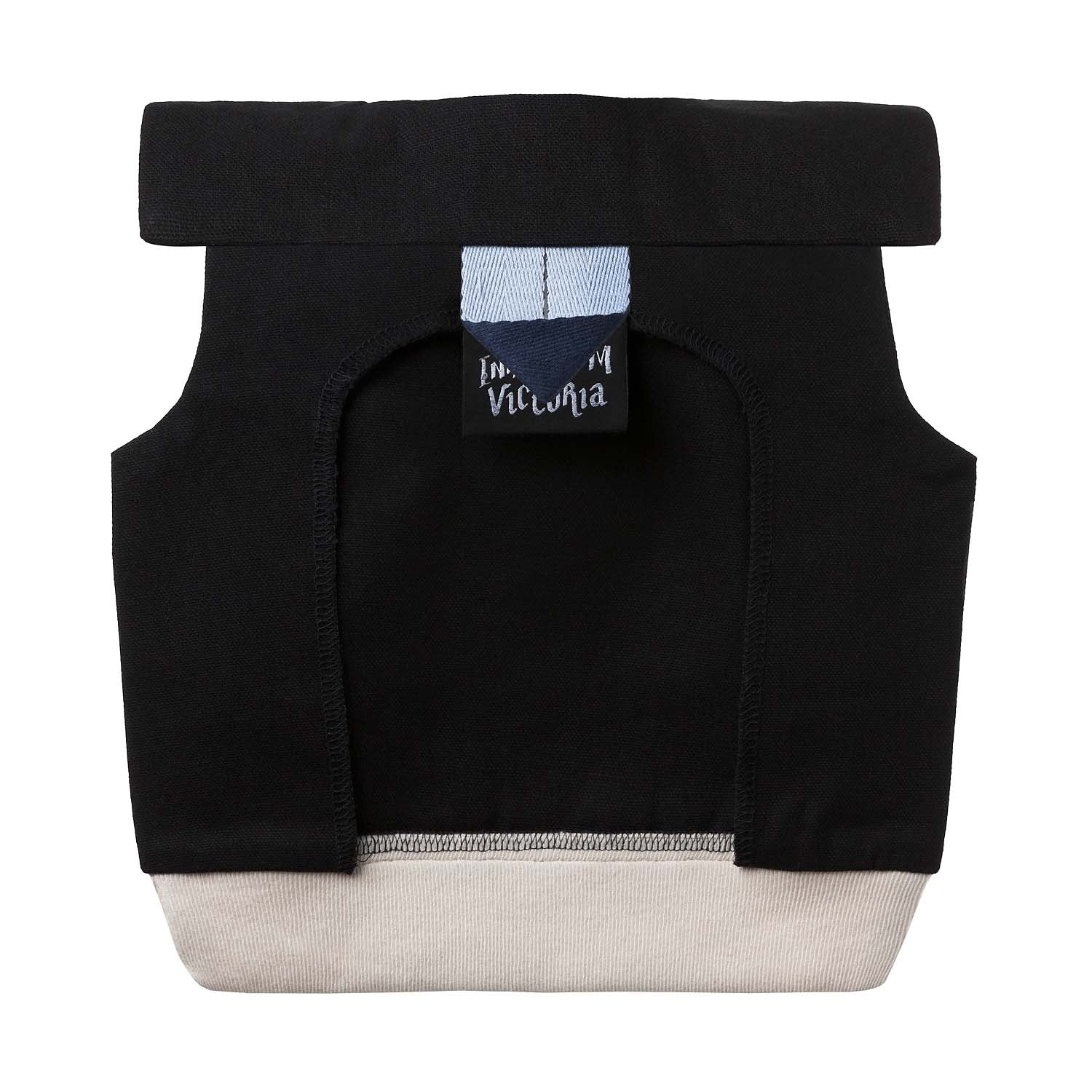 Black & White Bib