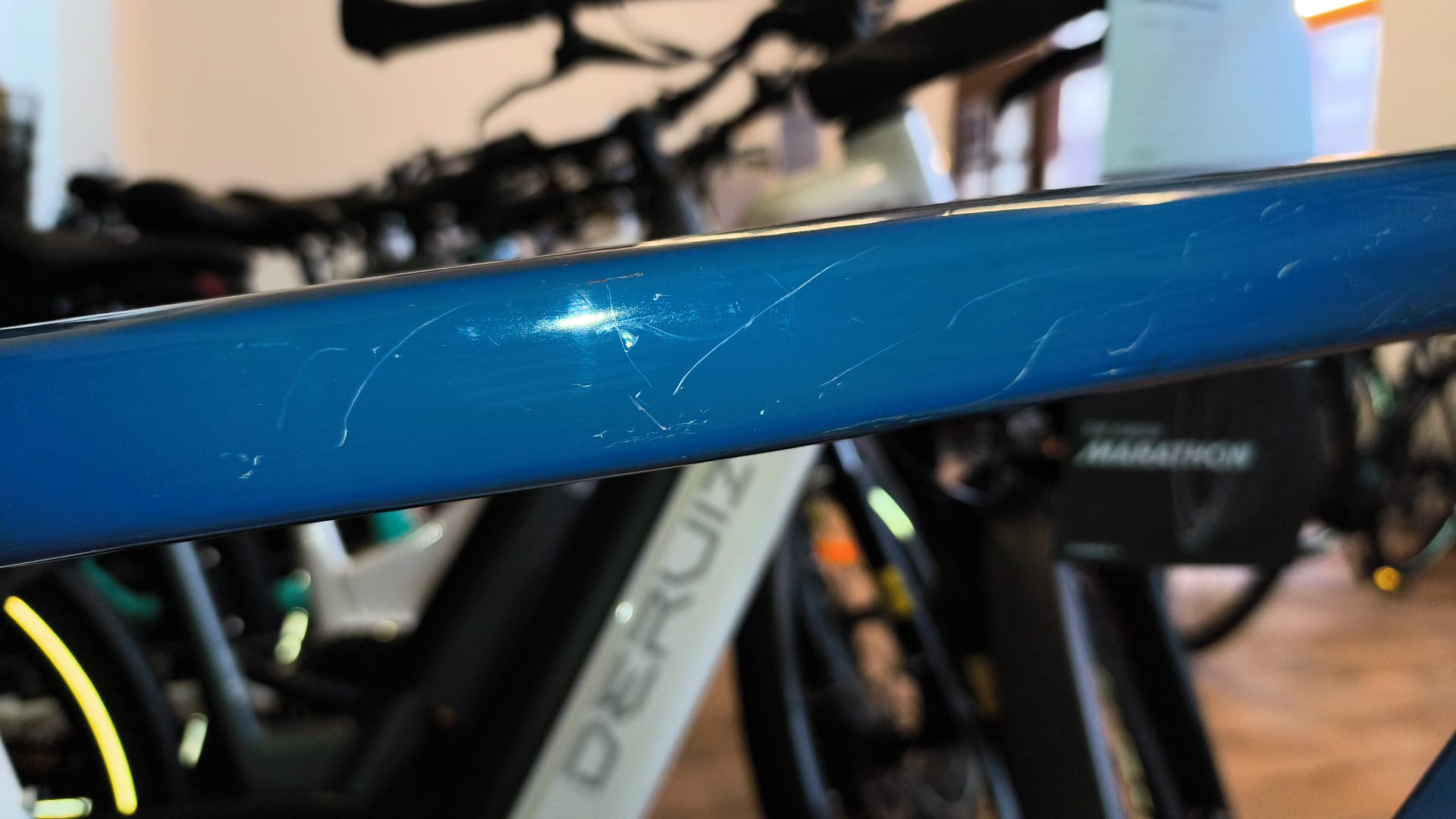 Deruiz Turmali E-Bike mit Riemen in blau - gebrauchtes Vorführmodell - 2 Jahre Garantie