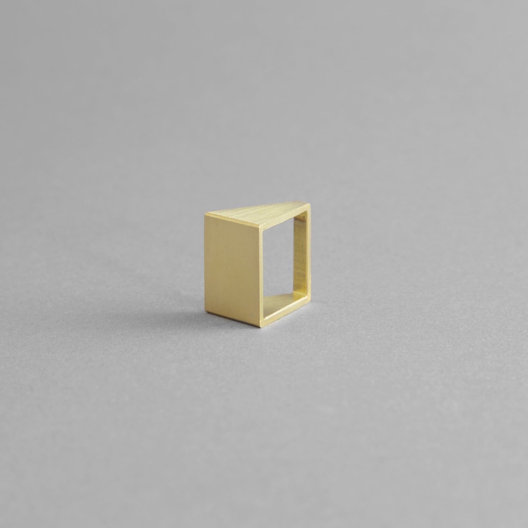 PYRAMID BRASS RING | Geometric Adjustable Design