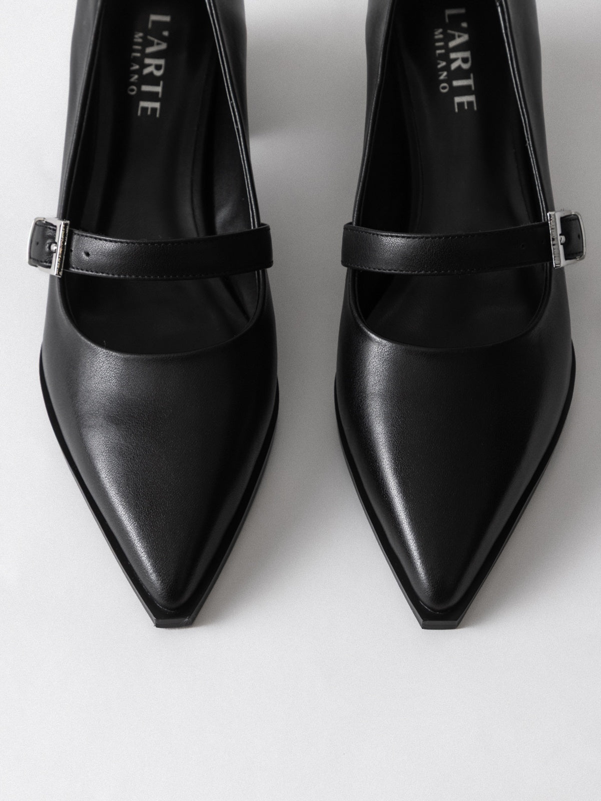 Women's leather shoes