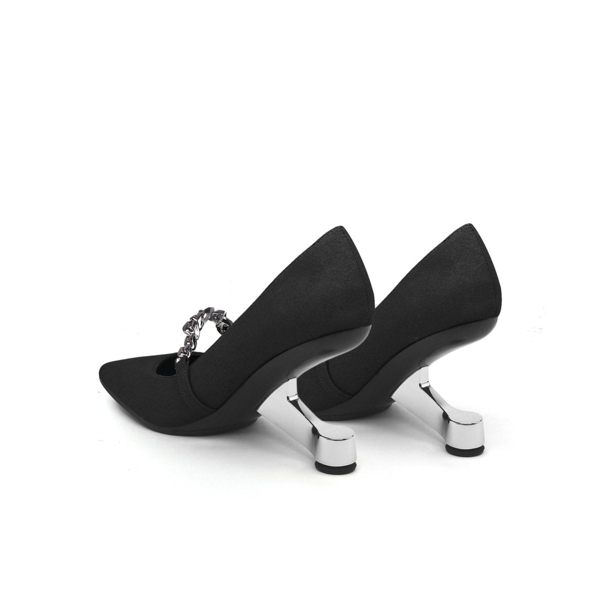 Chain Strap Suede Pumps