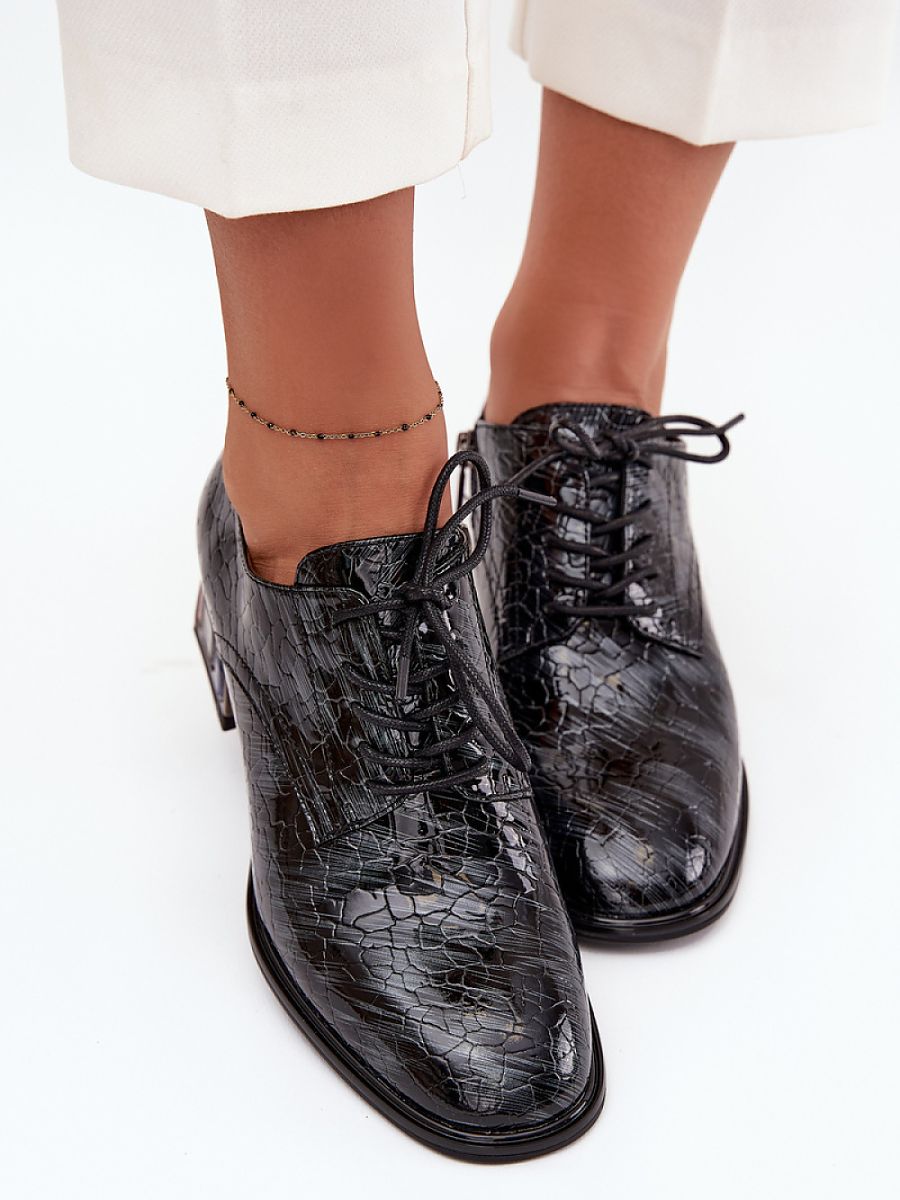 Heeled low shoes model 218694 Step in style