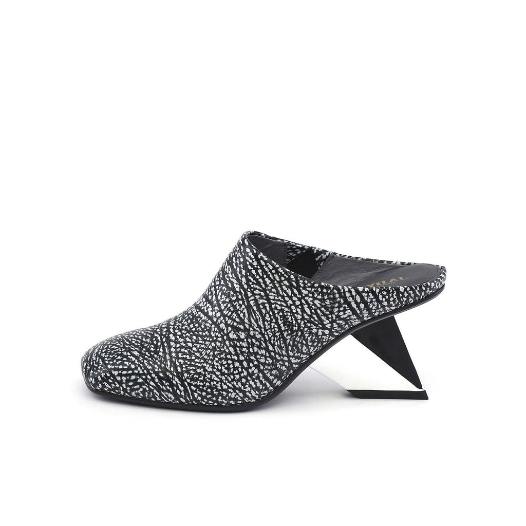 Edgy Pointed Toe Gravity Block Heel Pumps