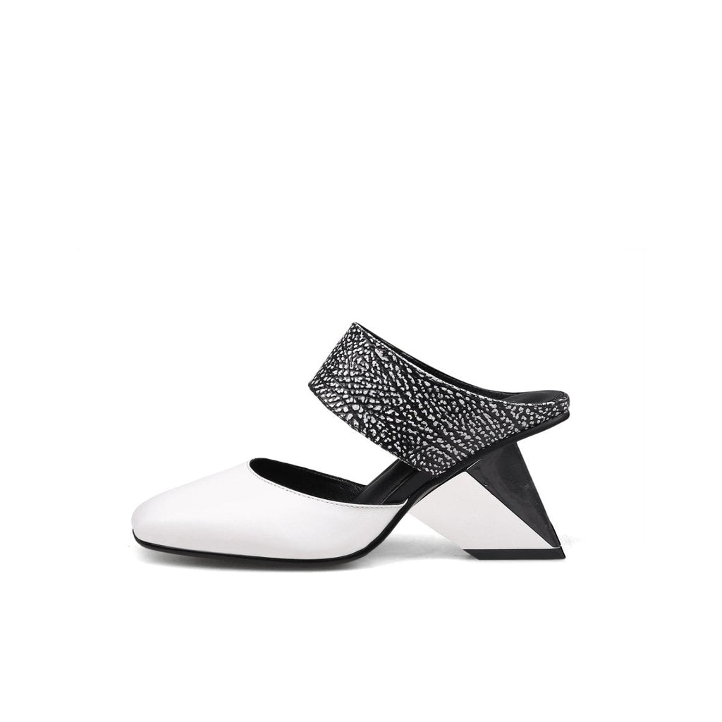 Femme Ankle Strap Gravity Block Heel Pumps