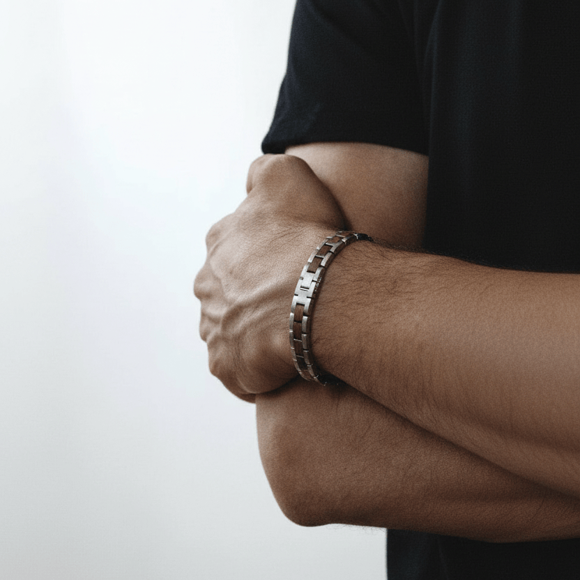 Bracelet Vidar Stainless Steel & Walnut Wood