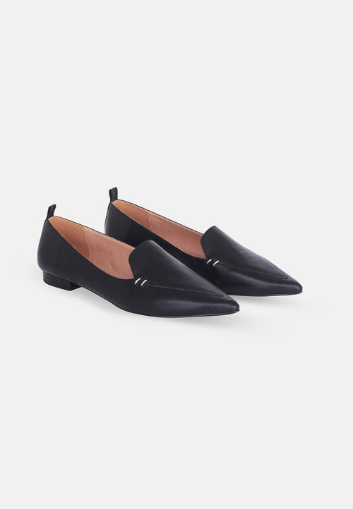 Black Leather Ballerinas Butia – Women’s Pointed-Toe Flat Shoes