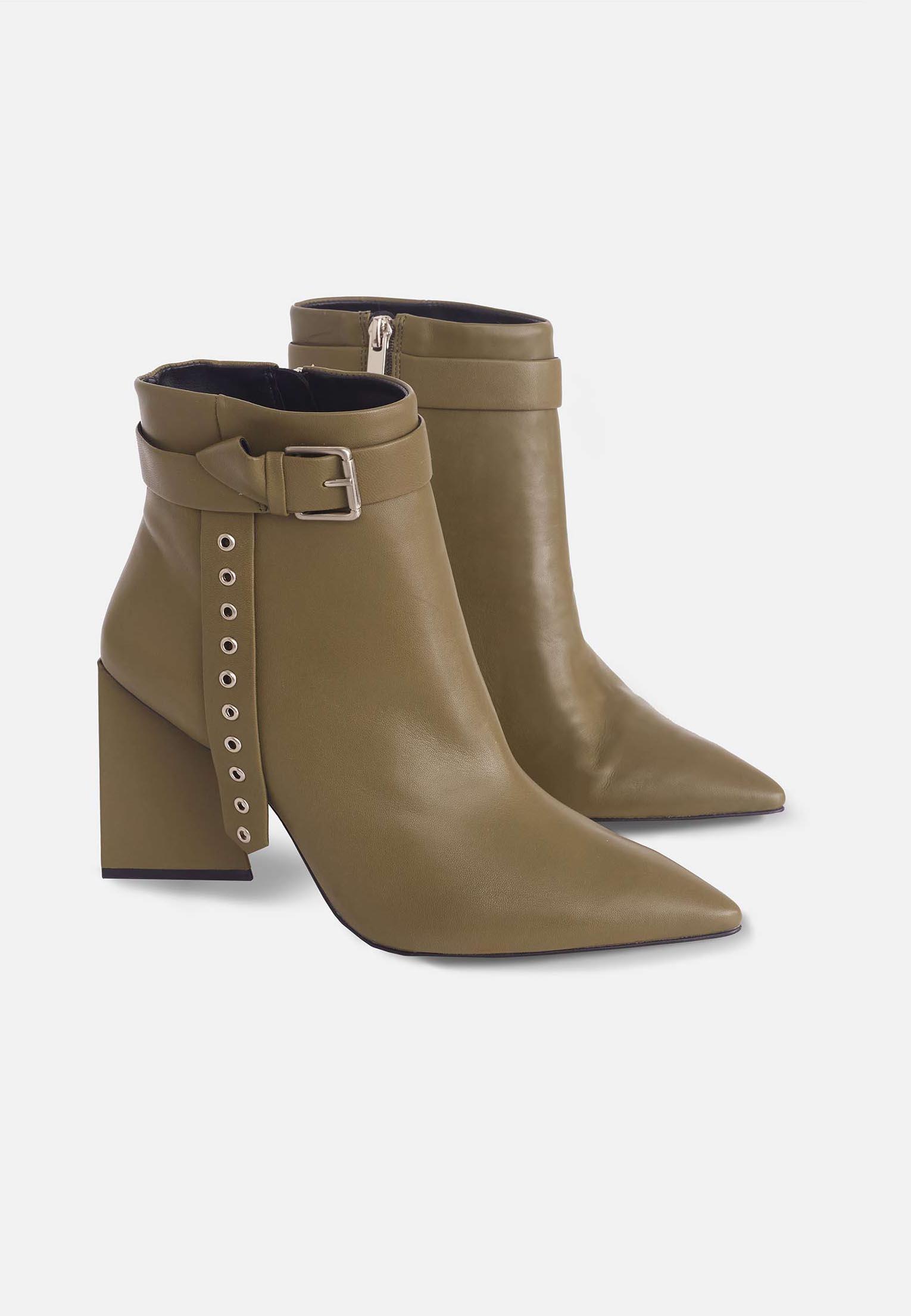 Salvia Green Leather Heeled Ankle Boots – Pointed Toe Elegant Design