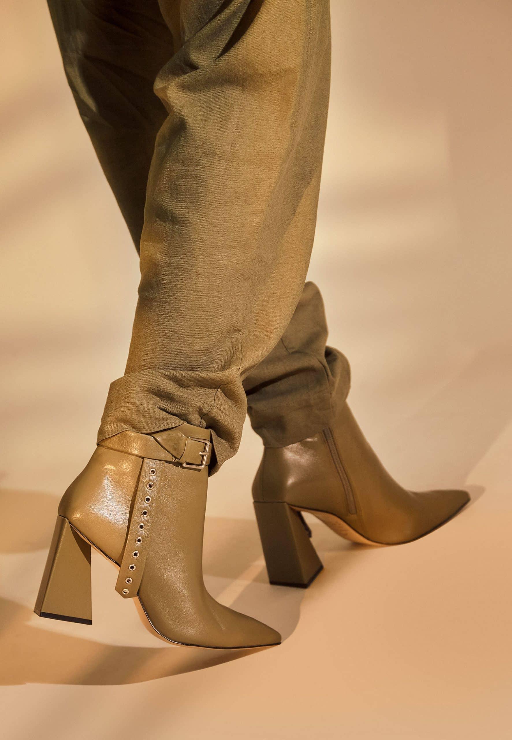 Salvia Green Leather Heeled Ankle Boots – Pointed Toe Elegant Design