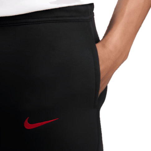 Liverpool Tech Fleece presentation pants 2024/25 black - Nike