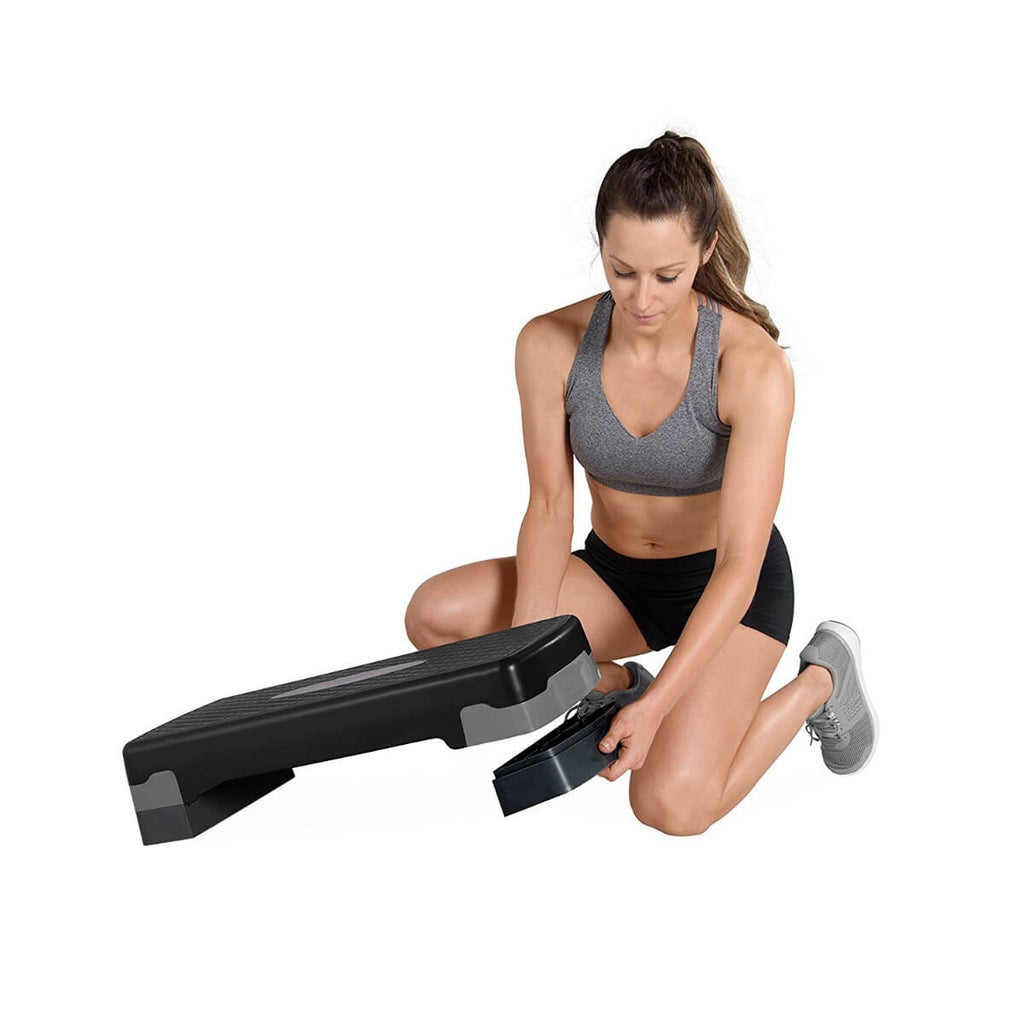 Step bench with adjustable height