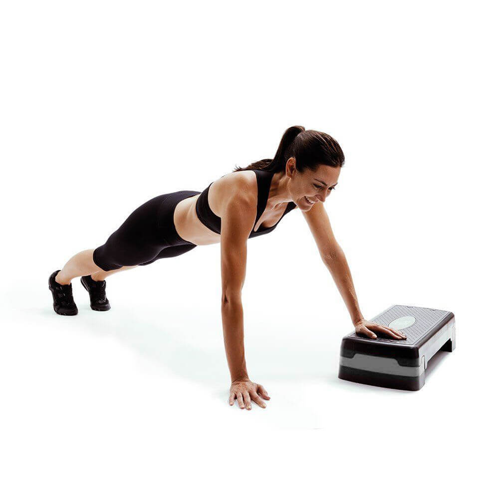 Step bench with adjustable height